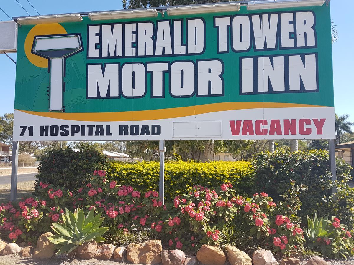 Emerald Tower Motor Inn المظهر الخارجي الصورة